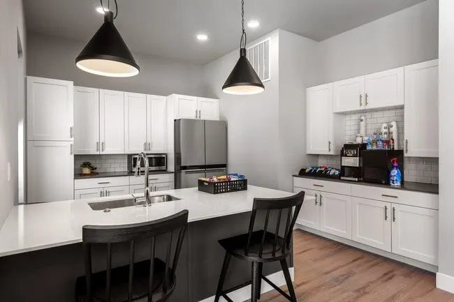 the-sullivan-lake-saint-louis-mo-building-photo (23)