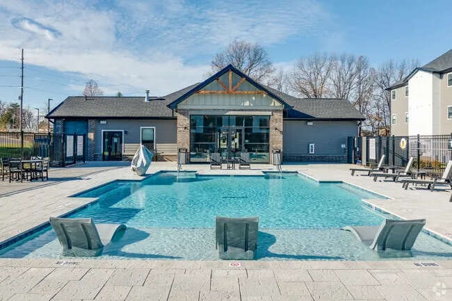 the-sullivan-lake-saint-louis-mo-pool (1)