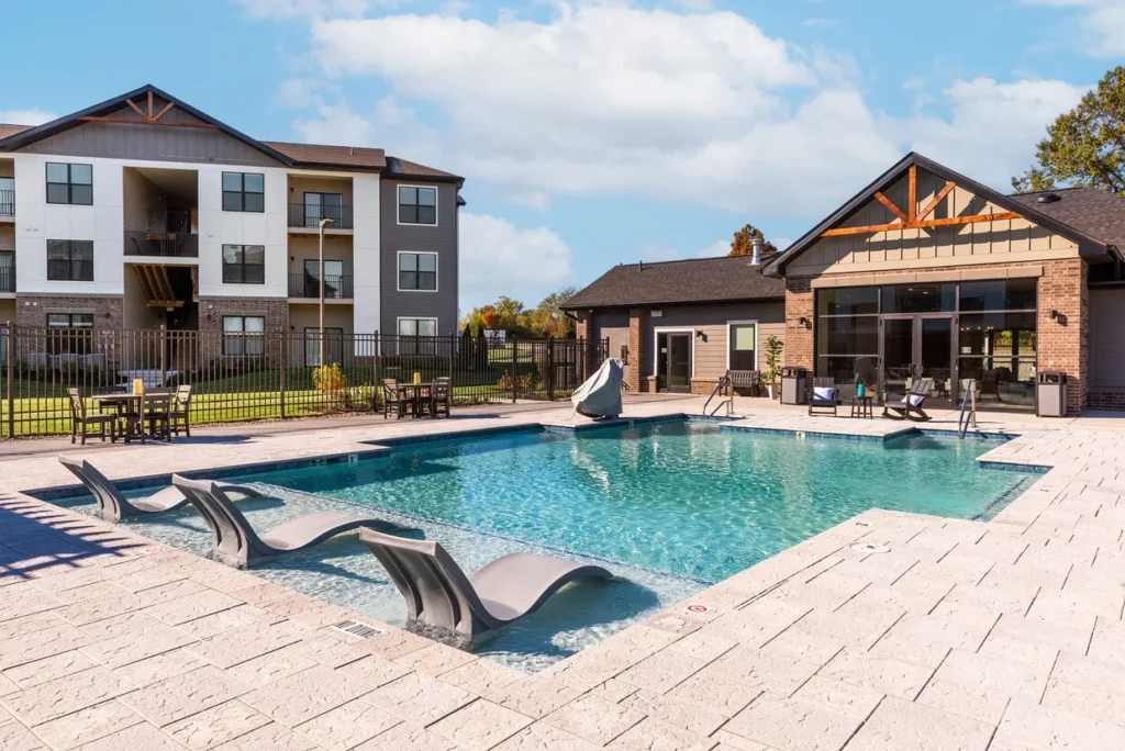 the-sullivan-lake-saint-louis-mo-primary-photo